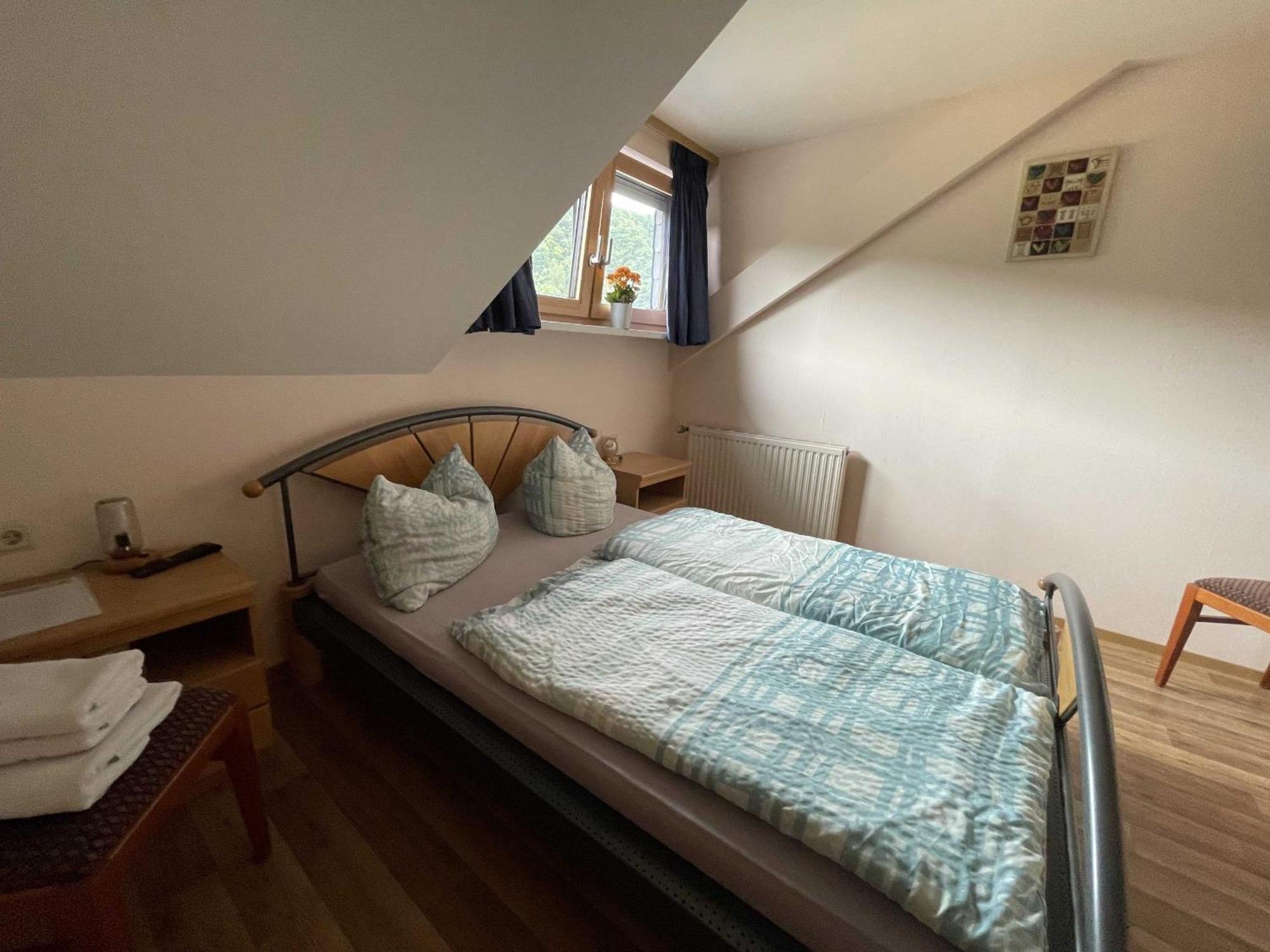 Hotel Zur Mosel Minheim Kültér fotó