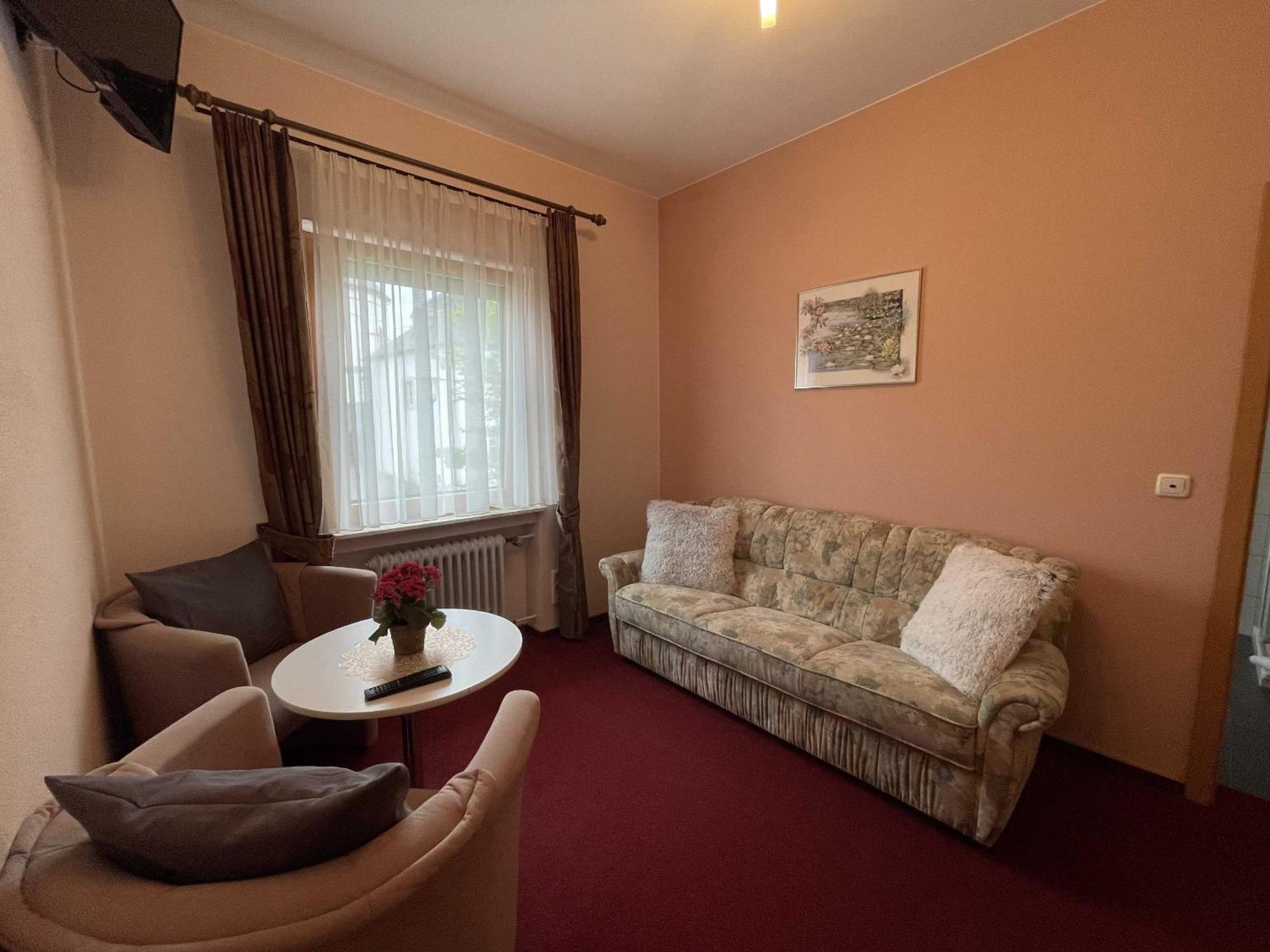 Hotel Zur Mosel Minheim Kültér fotó