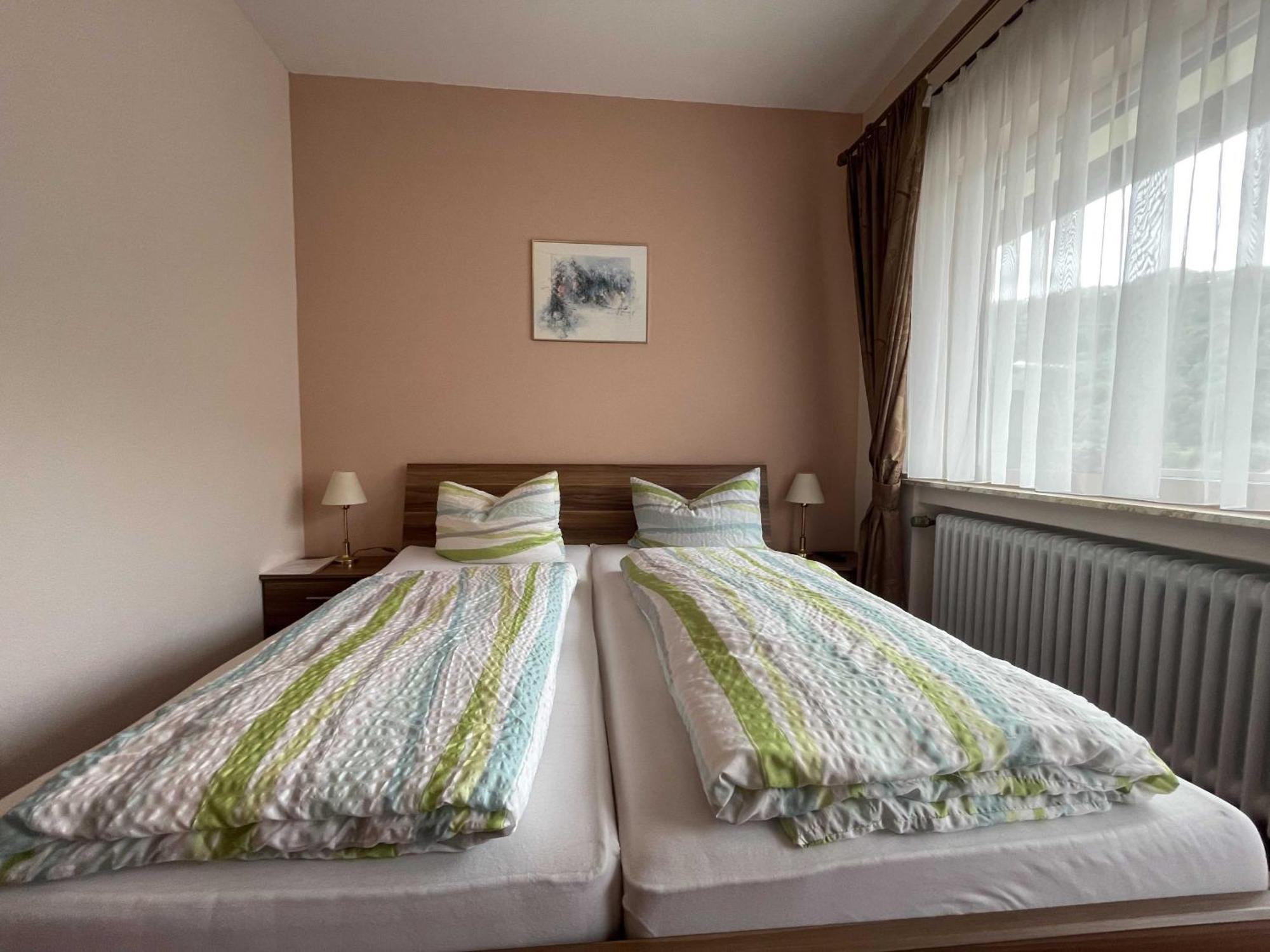 Hotel Zur Mosel Minheim Kültér fotó