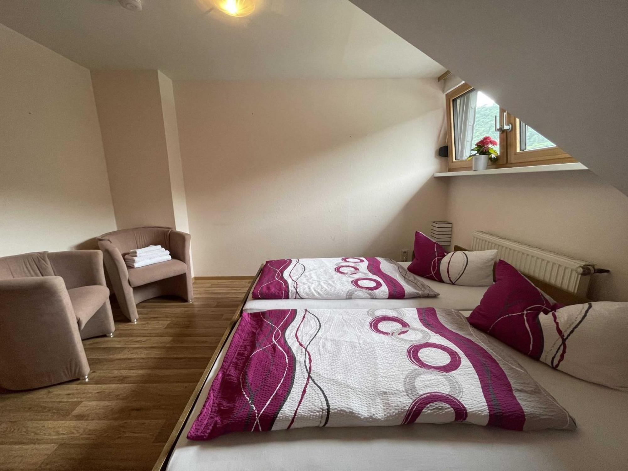 Hotel Zur Mosel Minheim Kültér fotó